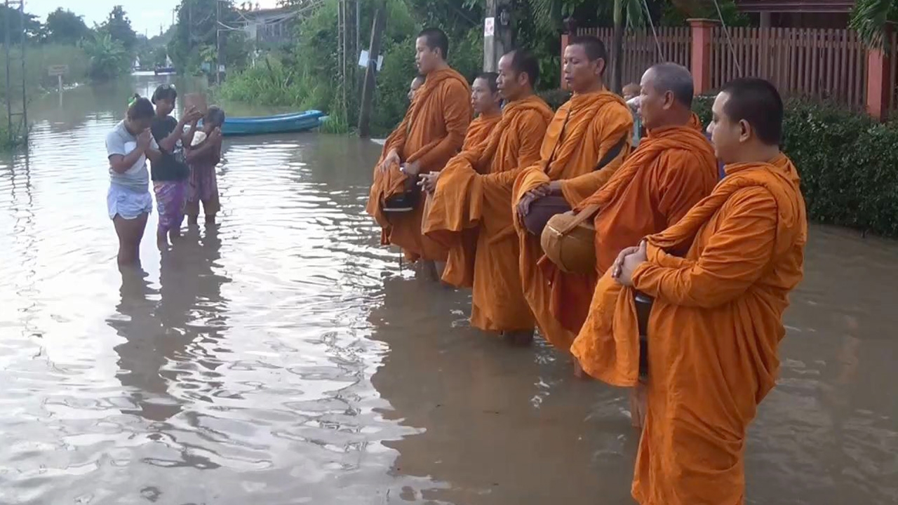 "เทวัญ" สั่งสำนักพุทธฯ เร่งช่วยเหลือวัดถูกน้ำท่วม เสียหายใน 20 จังหวัด