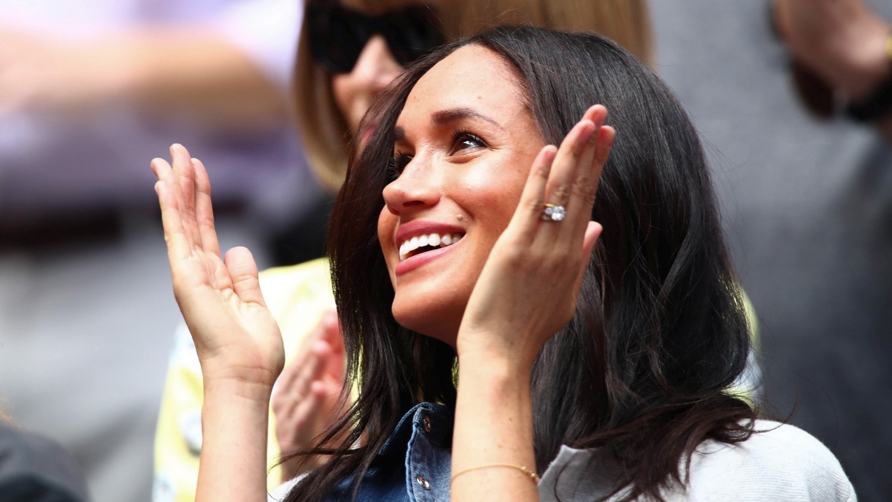 เมแกน โดนจัดหนัก นิตยสารดังผู้ดี มอบตำแหน่ง‘นักไต่เต้าทางสังคม’ อันดับ1