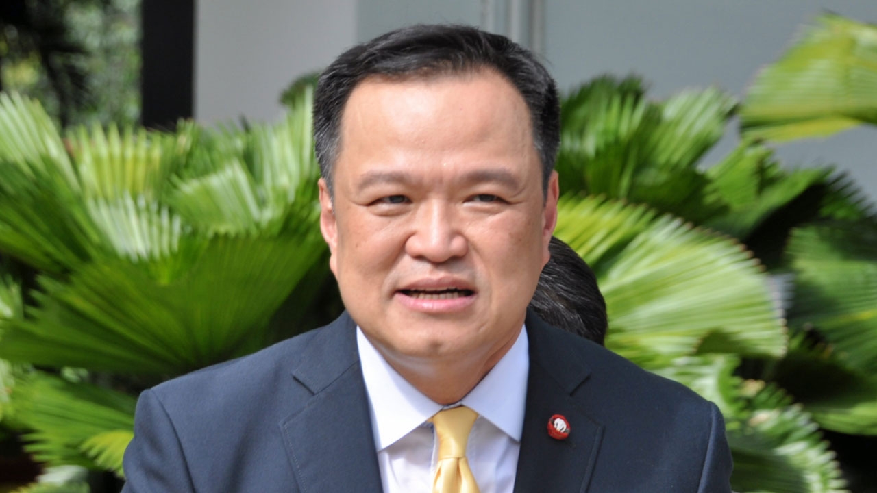 "อนุทิน" ยันโยก "หมอธเรศ" มีศักยภาพ คุม อสม.-ผู้รับเหมาหนีงาน