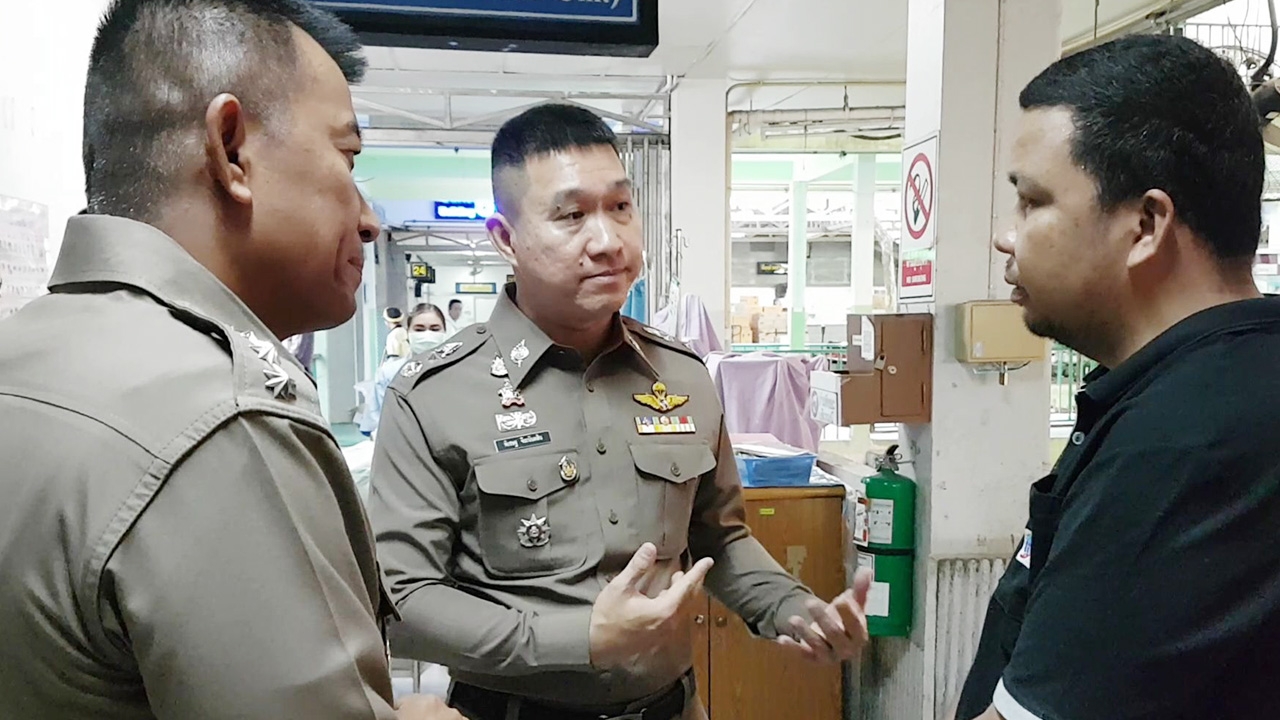 เยี่ยมด.ช.ผู้รอดชีวิตหนึ่งเดียว ไฟนรกเผาบ้าน พ่อแม่-น้องเสียชีวิต