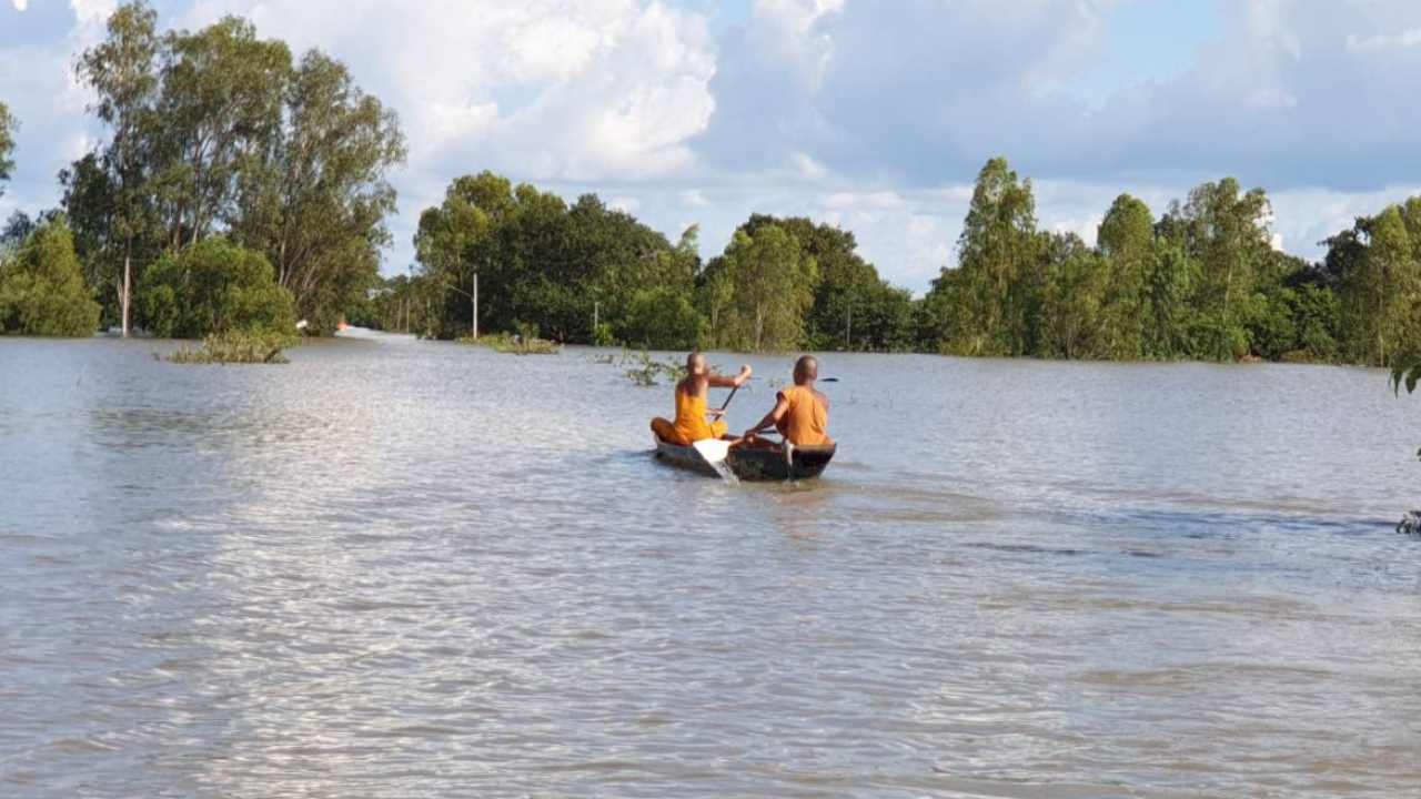 สัญญาณดี อุบลราชธานีน้ำลดระดับ เร่งระบายออกแม่โขง