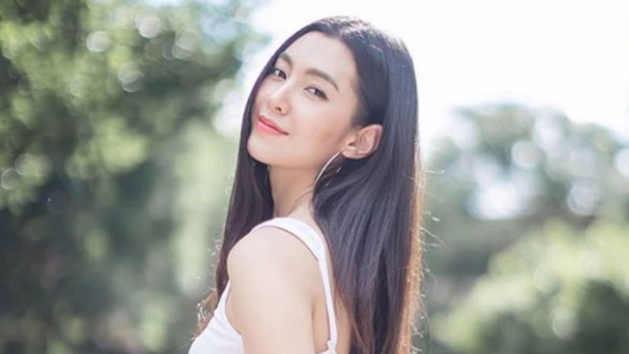 เบลล่าย้ำ สนิทใจเที่ยวกับแก๊งเพื่อนสมัยเรียนของ เวียร์ เท่านั้น