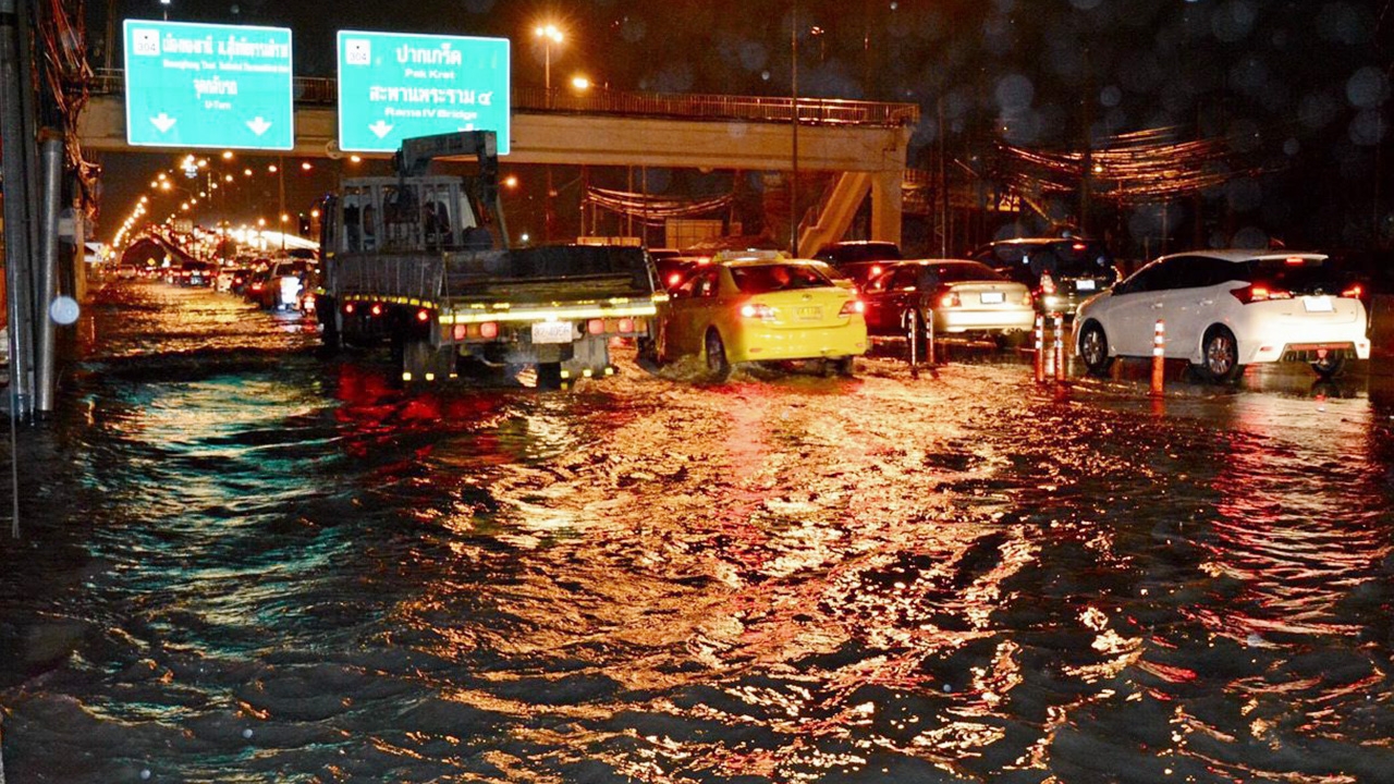 ทั่วไทยจ่อโดนฝนถล่ม กทม.ตกหนัก อ่าวไทย-อันดามันคลื่นสูง 3 เมตร