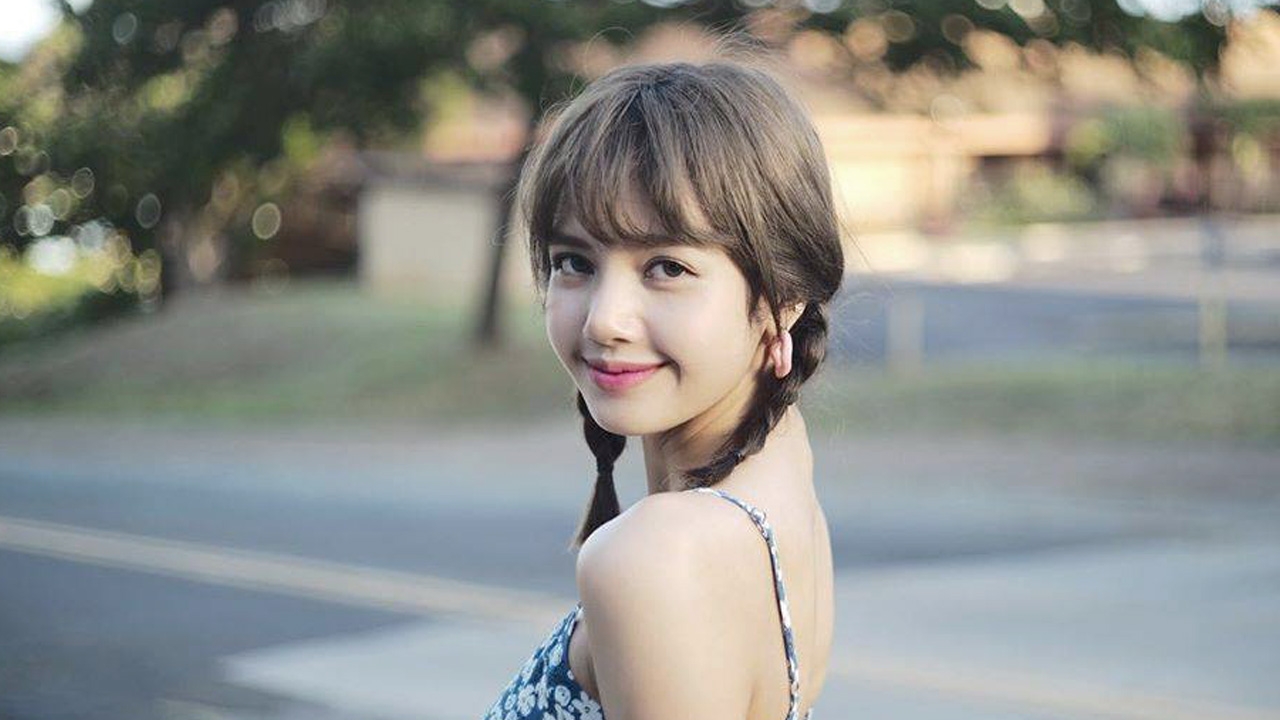 ลิซ่า Blackpink ช่วยน้ำท่วม 1 แสนบาท แฟนๆ แห่ติด #ความห่วงใยจากแดนไกล