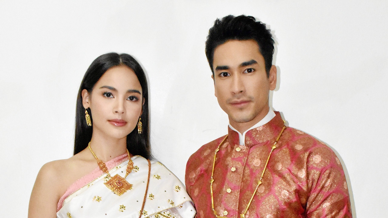 "ณเดชน์" สาธุ! พราหมณ์อวรพร "ญาญ่า" ได้คู่ครองดี (คลิป)