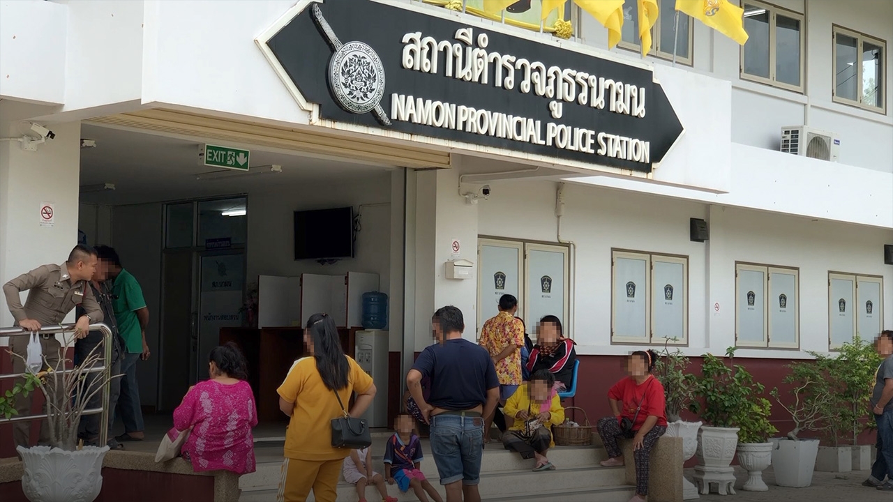 รวบ 15 โจ๋ ยกพวกตีกันเดือด สามแยก ม.ดัง กาฬสินธุ์ เหลือ 3 เร่งล่าตัว 