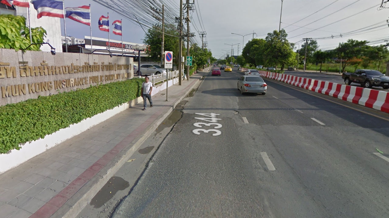 ขุดแล้วกลบไม่ดีเจอฝนทำถนนพัง ศรีนครินทร์อ่วมตำรวจจี้หาทางแก้