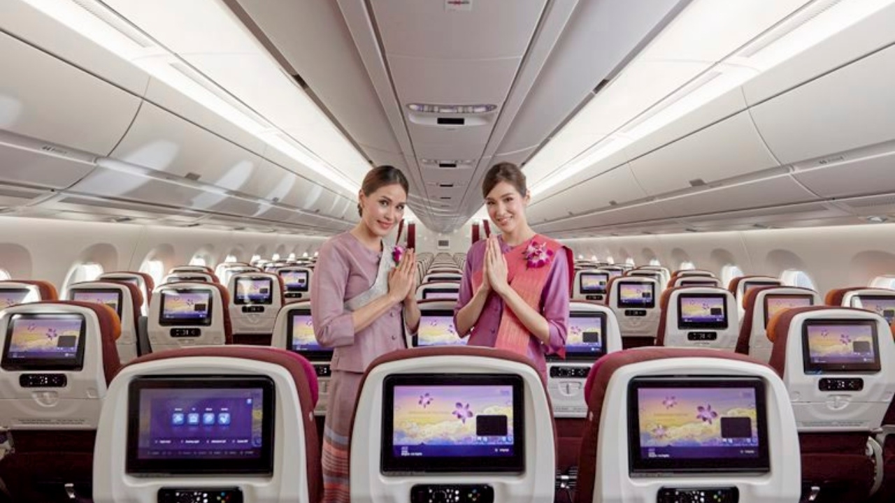 อาชีพในฝันหนุ่มสาว บินไทย รับสมัครแอร์-สจ๊วต 200 อัตรา เริ่ม 10 ต.ค.