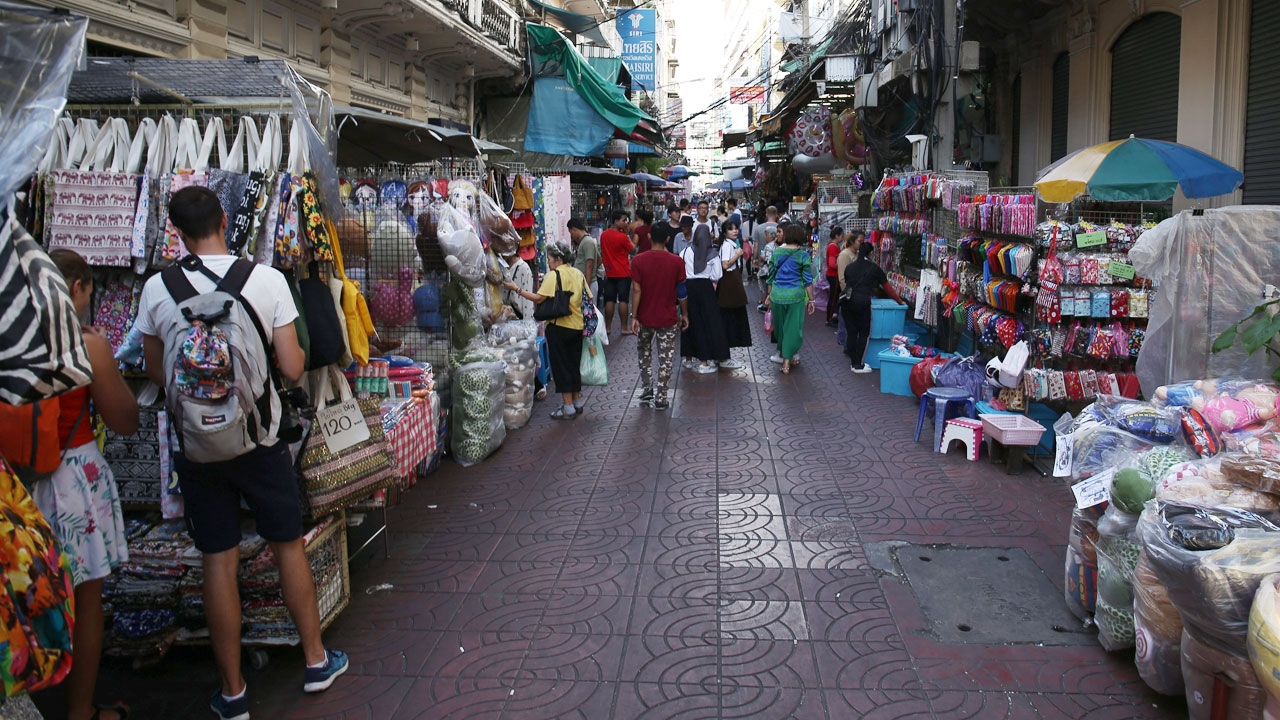 เศรษฐกิจแย่ คนไทยไม่อยากใช้จ่าย ดัชนีเชื่อมั่นร่วงต่อต่ำสุด 39 เดือน