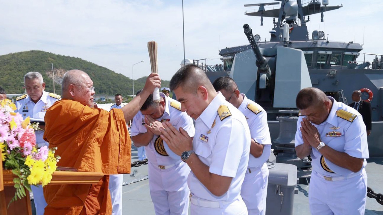 ทร.จัดพิธีรับมอบ"เรือหลวงประจวบคีรีขันธ์" เข้าประจำการกองเรือตรวจอ่าว