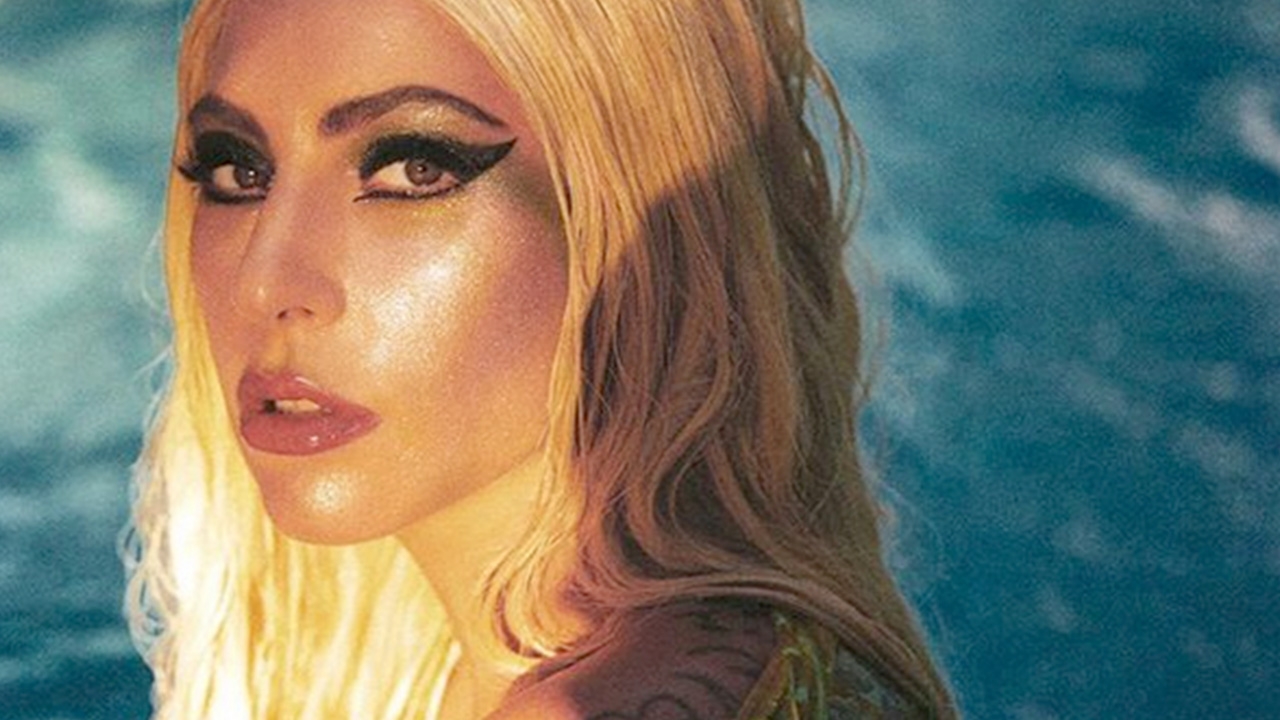 พักเพลงก่อน เลดี้ กาก้า ขายของรัวๆ คาดรวยหมื่นล้านได้ 