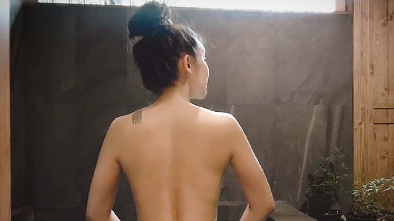 ใหม่ สุคนธวา เผยความแซ่บซี้ดจนไฟลุก แช่น้ำออนเซนสุดหวิว