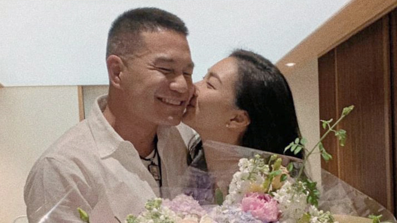 "แพนเค้ก" จัดเซอร์ไพรส์จุ๊บแก้ม "พี่หมี" ฉลองวันเกิด 