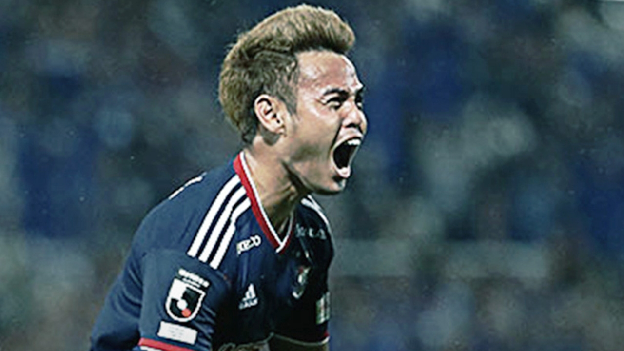 "ธีราทร" สร้าง 1 ประวัติศาสตร์สุดยิ่งใหญ่หลังโยกซบ "มารินอส" ถาวร