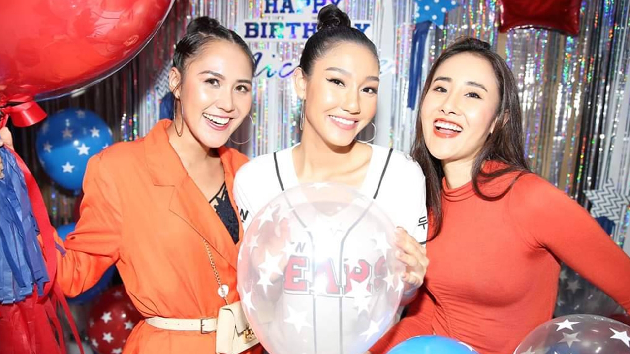 รวมเรื่องปลื้มแรงของ นิโคลีน เปิดใจไกลจากอเมริกา 