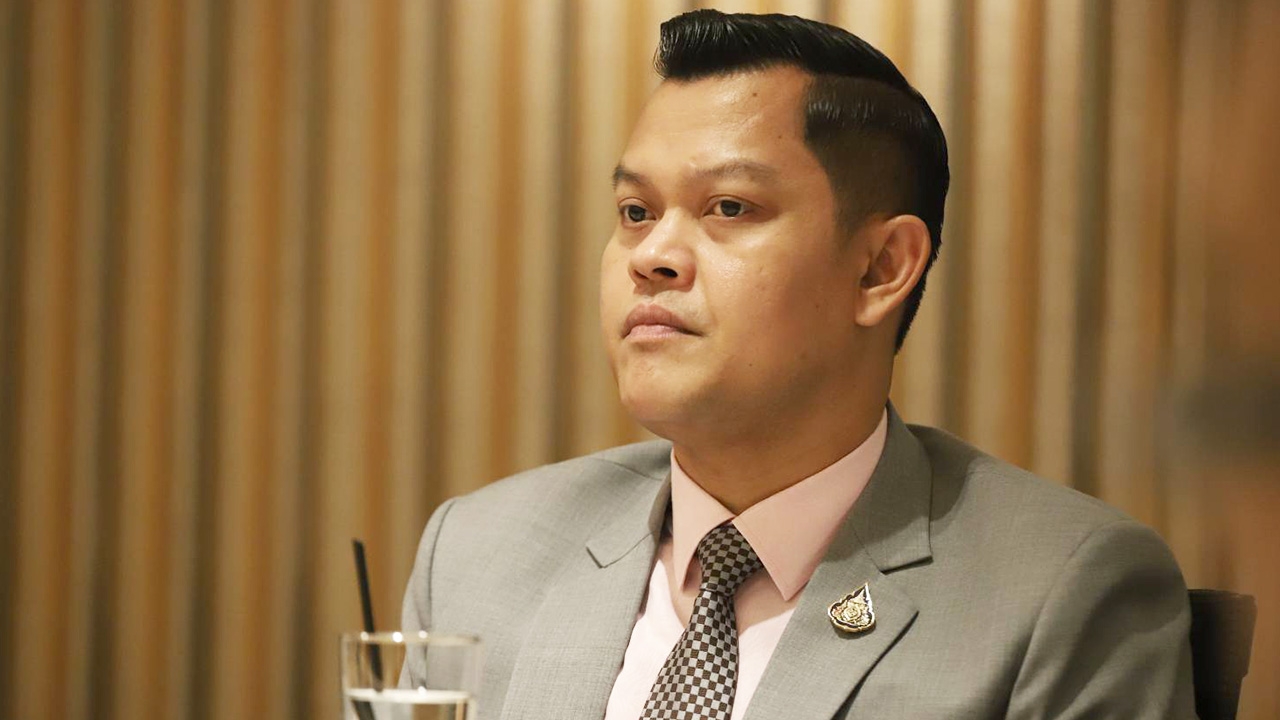 "ธนกร" ยัน รบ.เอาจริงปราบโกง เหน็บ ไม่เหมือนบางพรรค อดีต รมต.ถูกจำคุก