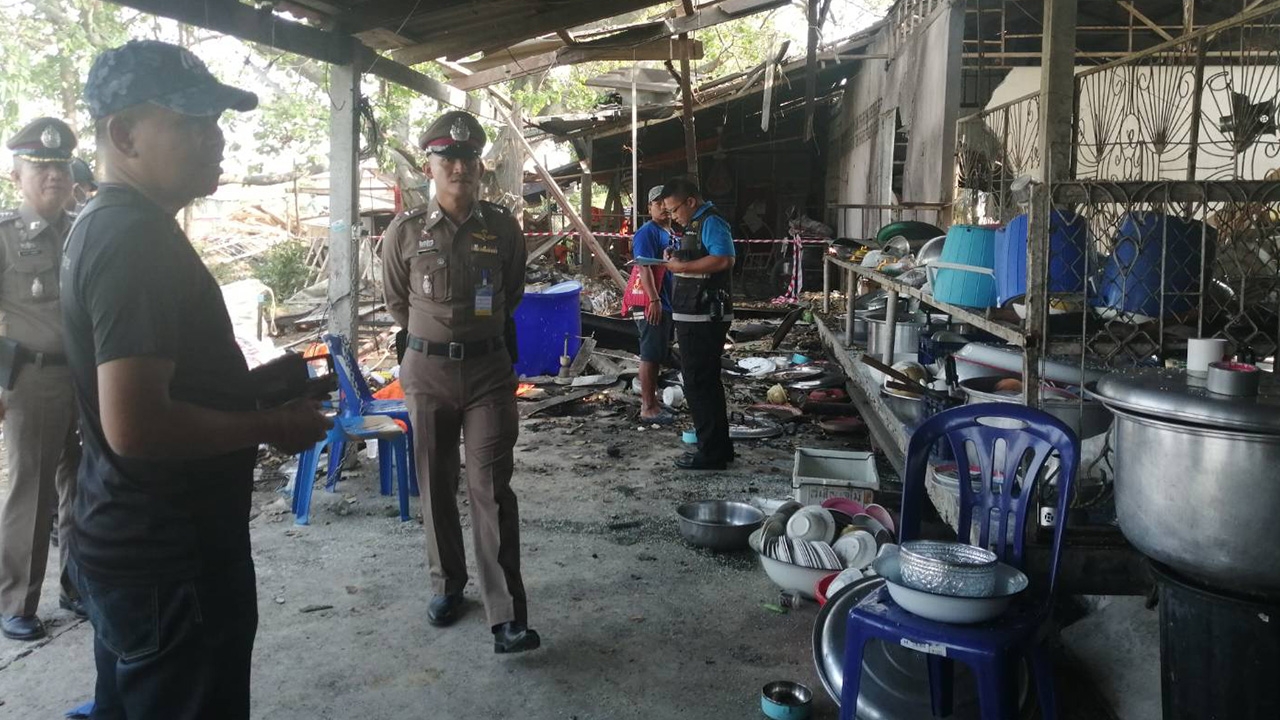 ตูมสนั่นวัด หม้อต้มไอน้ำระเบิด โรงครัวพังพินาศ พ่อครัวพม่าดับคาที่ 1 