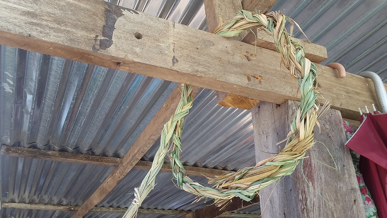 ชาวบ้านไม่เชื่อ ยายสา วัย 98 ปี เป็นผีปอบ หลังคนไปตามหมอผี ทำพิธีจับ