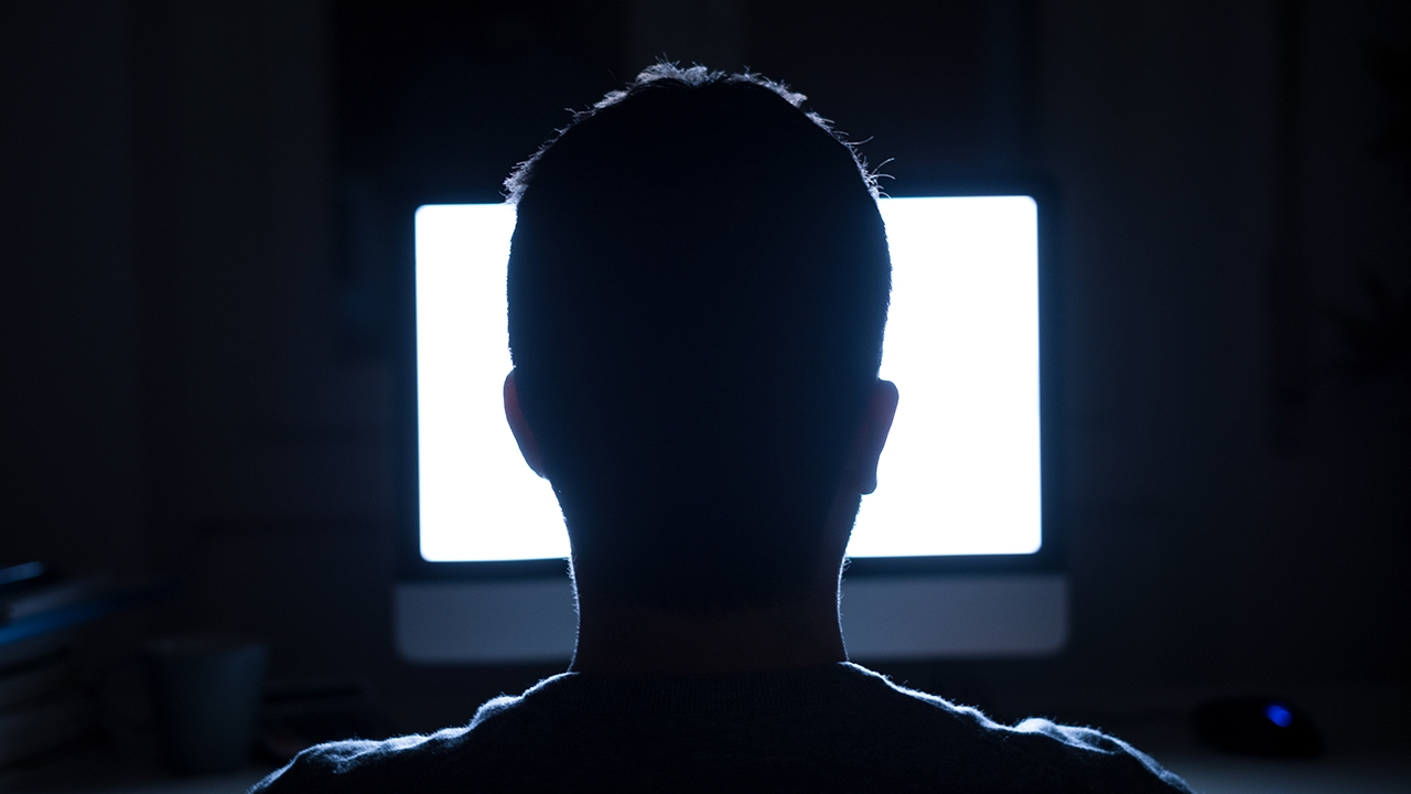 หนุ่มวัย 22 เล่าอุทาหรณ์หลงผิดติดพนันออนไลน์ จนเป็นหนี้หลักล้าน