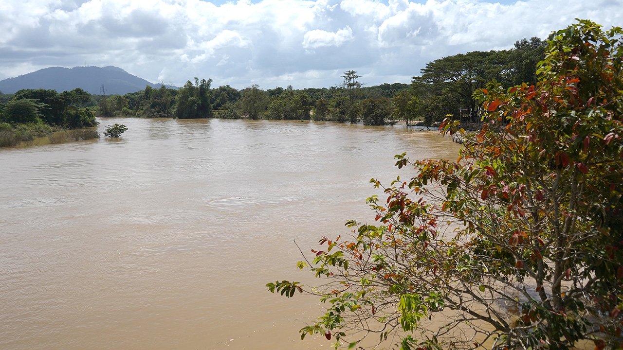 น้ำท่วมยะลา 4 อำเภอ น้ำลดต่อเนื่อง ถนนตามหมู่บ้านสามารถสัญจรได้ปกติ