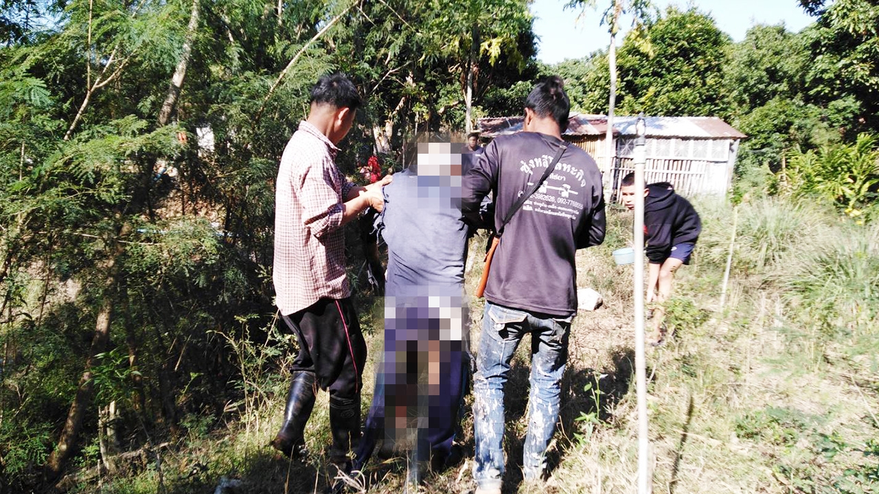 ลุงวัย 65 ที่โป่งน้ำร้อนหวิดตาย เจอถังสารลำไยระเบิดใส่ กระเด็นเจ็บสาหัส