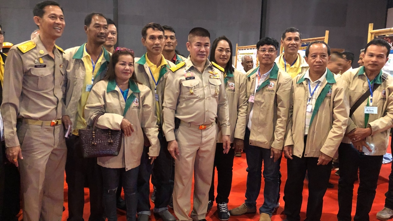 'ธรรมนัส' ติวเข้ม 'หมอดิน 4.0' หนุนเป็น smart farmer