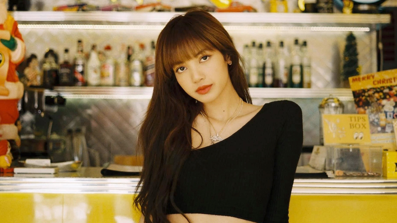 โพสต์ต่ำจริง แฟนคลับ ลิซ่า รับไม่ได้ ร้านส่อแววเจ๊ง! 