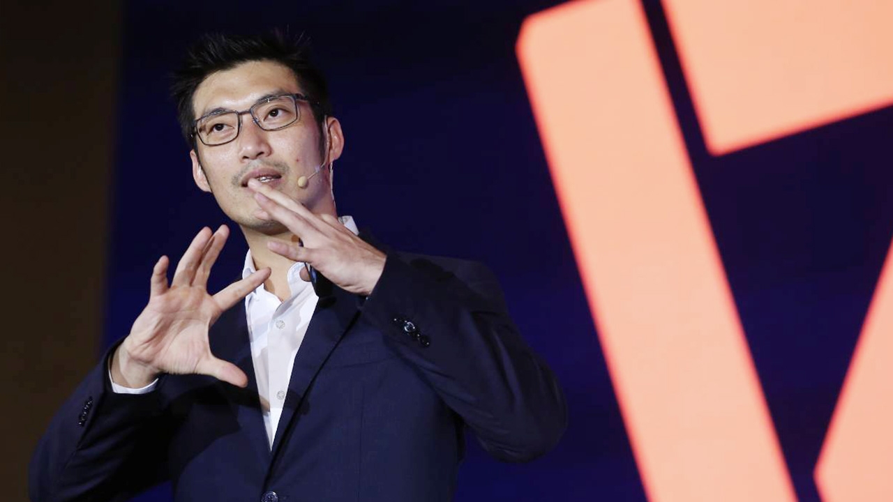 ลุ้นหนัก 15 กรรมการบริหารอนาคตใหม่ หากพรรคถูกยุบส่อโดนตัดสิทธิ์การเมือง