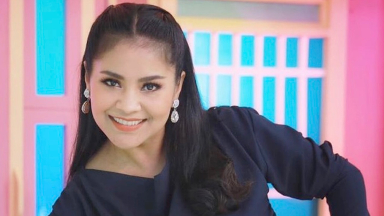 ตั๊ก ศิริพร เล่าวีรกรรมทำสวย เจอหมออ่อนประสบการณ์ทำรักแร้ไหม้ (คลิป)