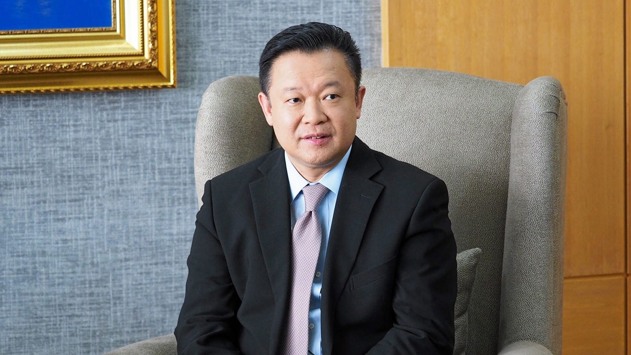 “ตรุษจีน” แจกเหรียญเจ้าคุณธงชัย