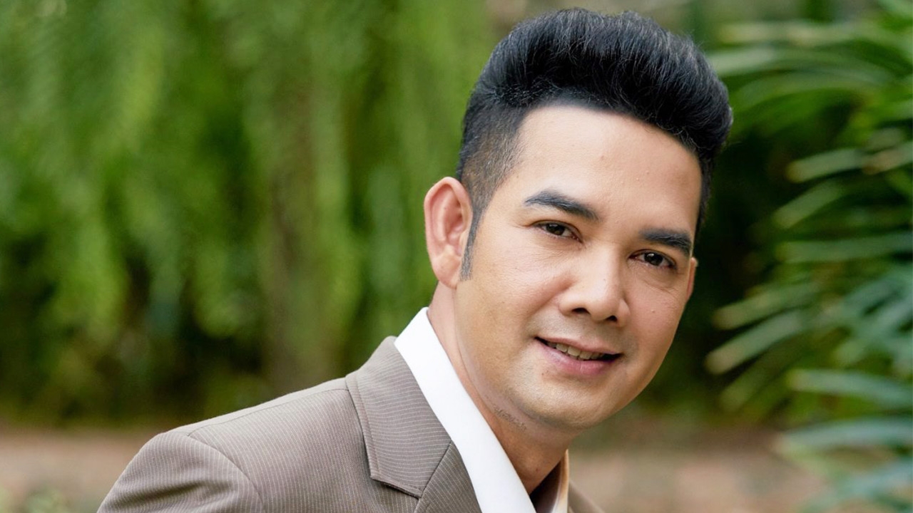 "เอก" โดนแบน แฟนคลับงอนเจ้าชู้นัก