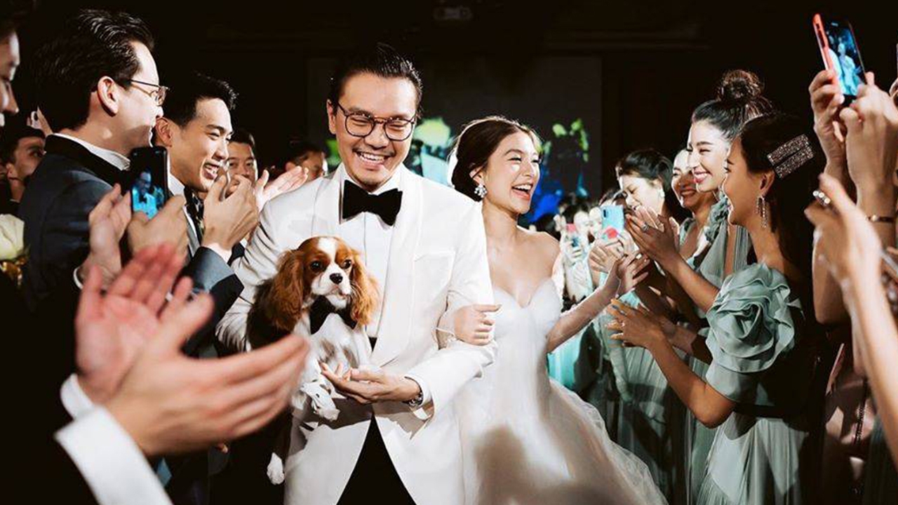 ส่องงานแต่ง มิว-เซนต์ เพื่อนบ่าวสาวสวยหล่อโปรไฟล์ดีทุกคน (คลิป)