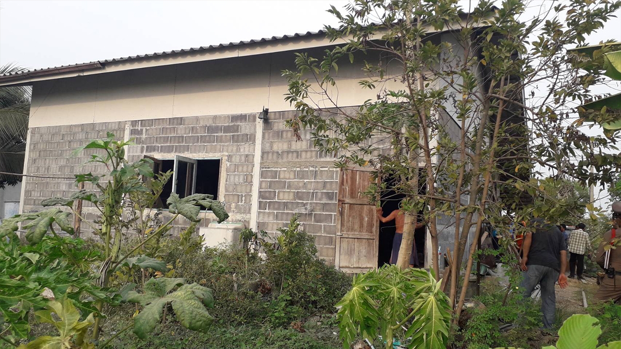 หนุ่มคลั่งยาทุบตีลูกเมีย ต้องหนีออกจากบ้าน เกิดเครียดผูกคอลาโลก