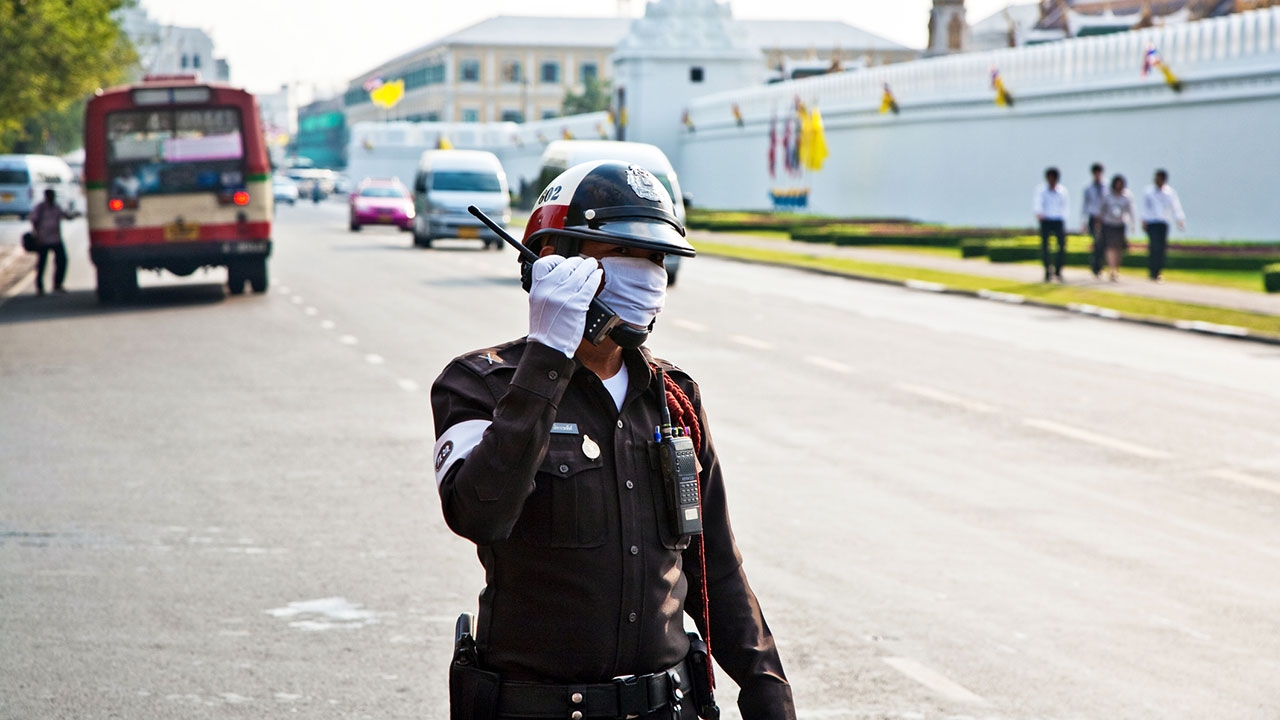 ในหลวงห่วงใยประชาชน ทรงมีพระราโชบาย "ขบวนเสด็จฯ" ไม่ต้องปิดจราจร