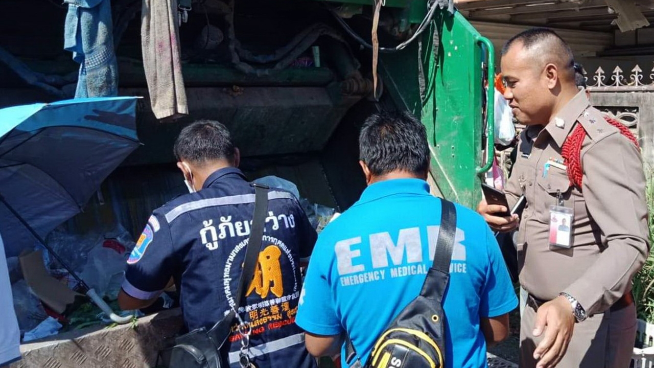 แม่ใจร้ายทิ้งทารกหญิงแรกเกิดในถังขยะ สภาพสายรกยังติดคาอยู่