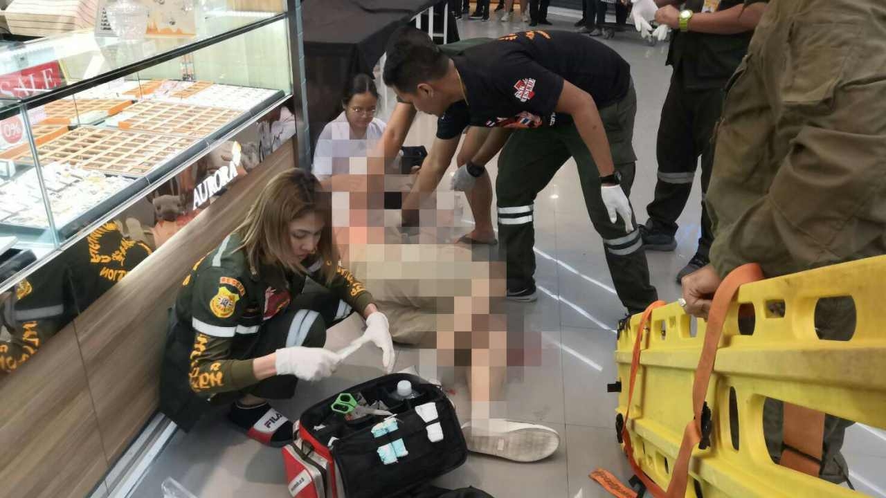 โจรบุกชิงทองในห้างฯที่ลพบุรี สุดโหดยิงใส่คน ดับ 3 เด็ก 2 ขวบตายด้วย 