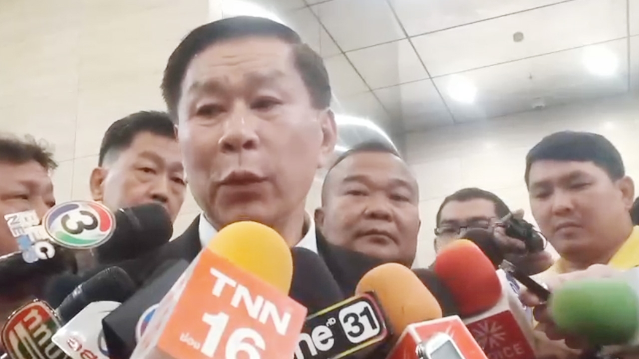 เสรีพิศุทธ์ ยัน พ.ร.บ.งบฯ 63 ไม่ถูกต้อง นายกฯไร้อำนาจ-ถวายสัตย์ฯไม่ครบ