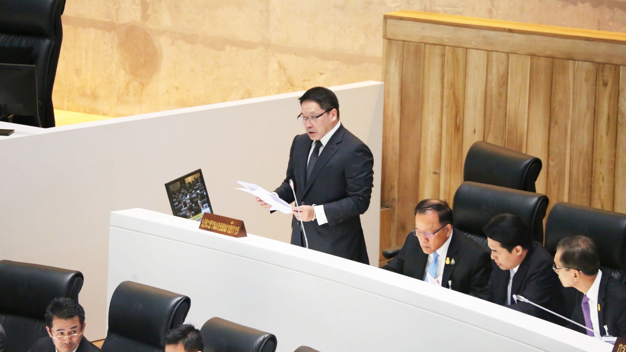 "อุตตม" แถลงหลักการ งบประมาณ ปี 63 ปรับลด 16,231 ล้าน ตามความจำเป็น 