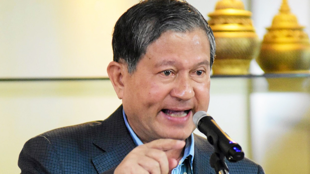 “เฉลิม” ปัดเอี่ยวข่าวลือ “หญิงหน่อย” ลาออก ลั่นเพื่อไทยพร้อมซักฟอกรัฐบาล