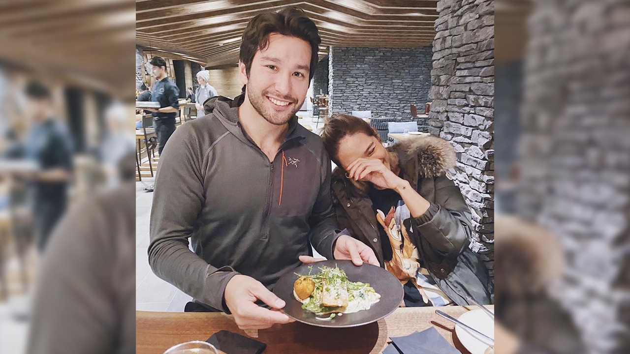 ไม่โสดแล้วจ้า พลอย เฌอมาลย์ เปิดตัวแฟนหนุ่มหล่อลูกครึ่งรับปีใหม่