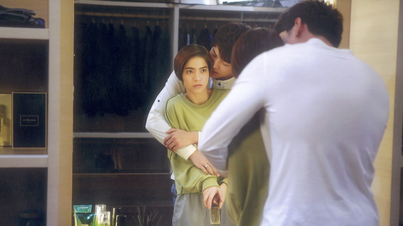 “ก็อต” สวมมาดโฉดขืนใจ ปล้ำจูบจับผิด “มารีน่า” ชายหรือหญิง