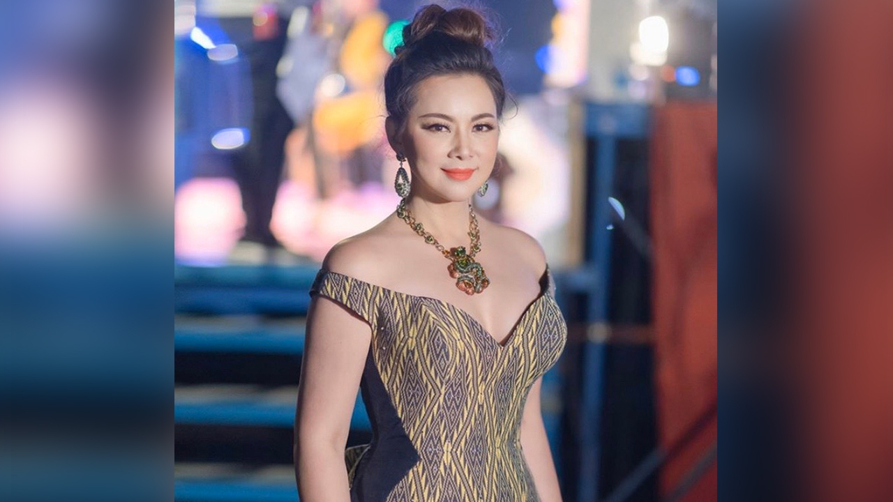 บุ๋ม ปนัดดา โกรธสุดๆ ถูกแชร์ภาพเป็นเมียผอ.กอล์ฟ ลั่นใครเจอช่วยด่ากลับ