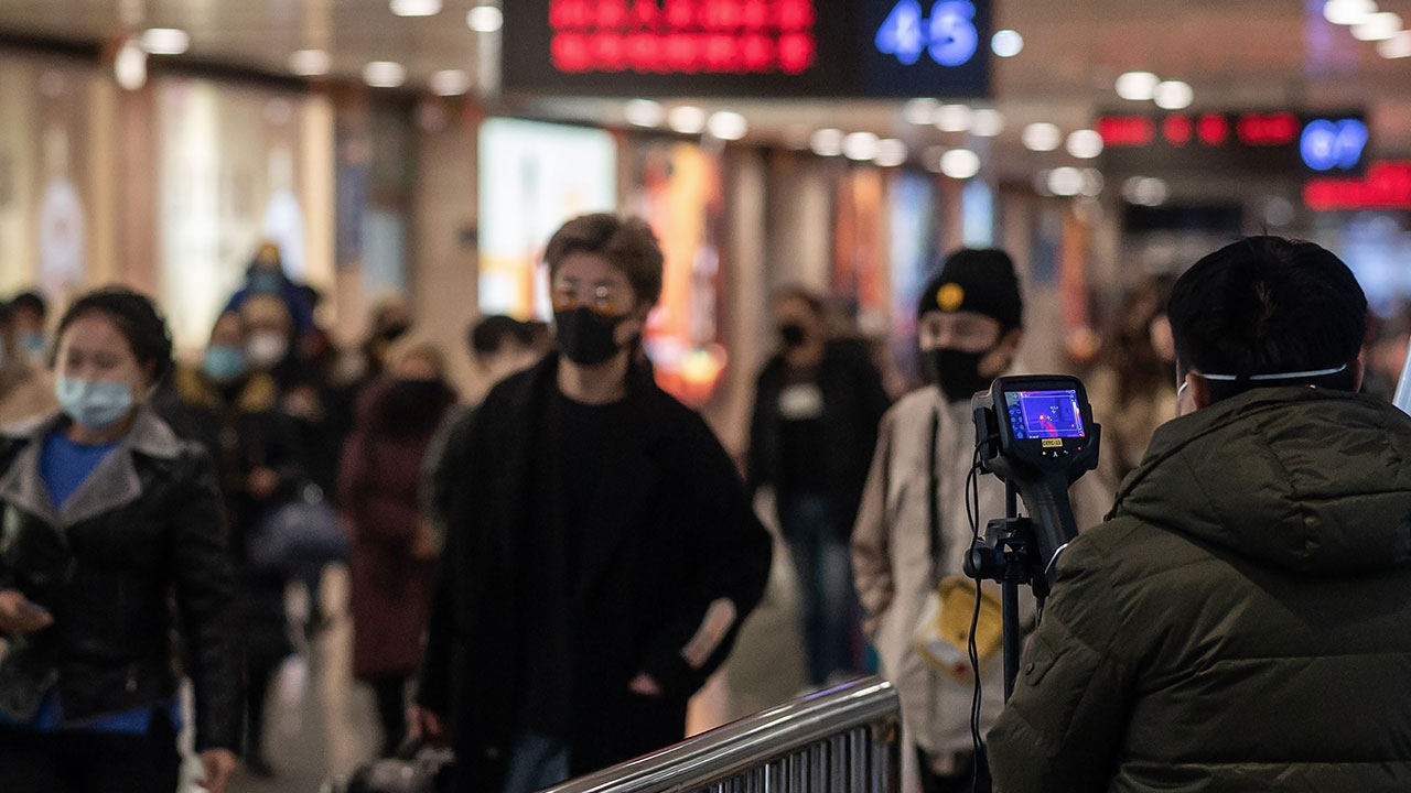 กรมควบคุมโรค ย้ำยังใช้มาตรการคัดกรองเข้มที่สนามบินเฝ้าระวังไวรัสโคโรน่า