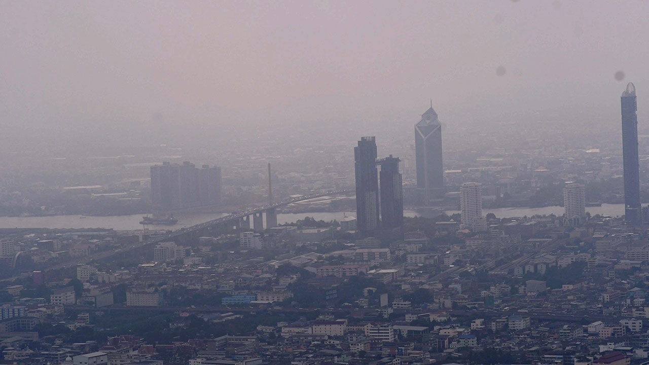 ถกใช้ยาแรงแก้ฝุ่นพิษวันนี้ โรงเรียนเอกชน 233 แห่งปิดเรียน