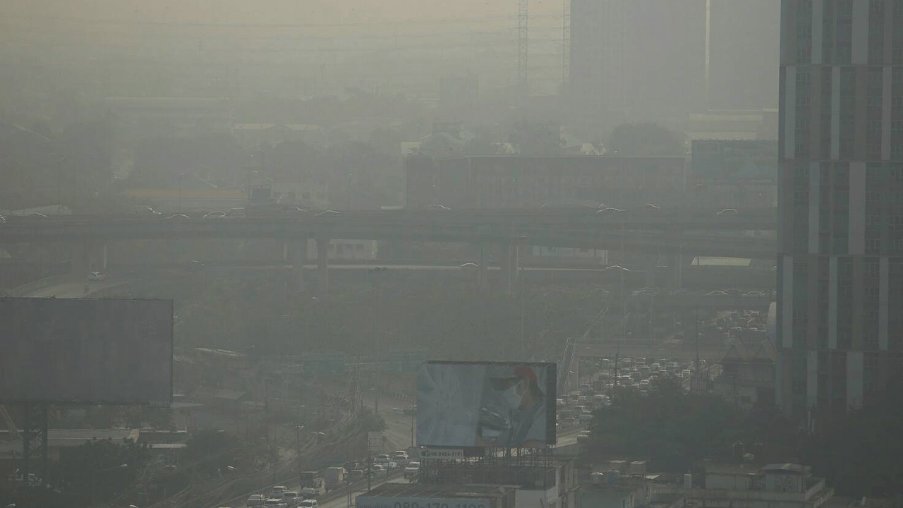 ค่า PM 2.5 ในกทม.เกินมาตรฐาน 7 จุด ภาคเหนือที่ลำปางมี 4 พื้นที่ฝุ่นสูง