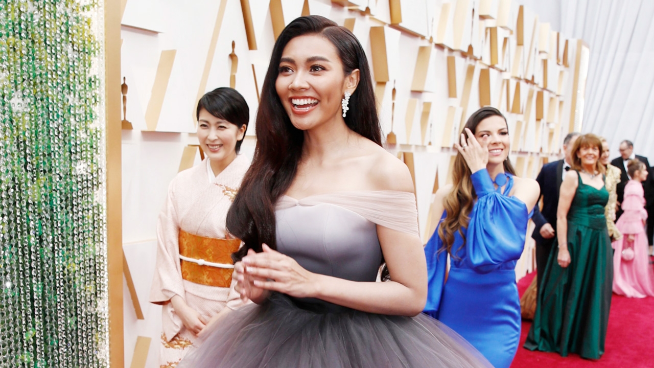 ชมคลิป แก้ม วิชญาณี โชว์พลังเสียงชวนขนลุกบนเวทีออสการ์ 2020 (คลิป)