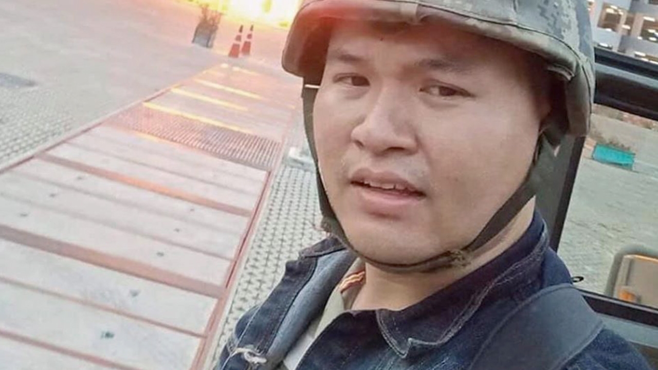 ตำรวจวิสามัญ "จักรพันธ์ ถมมา" จ่าคลั่ง กราดยิงประชาชนดับคาห้าง 