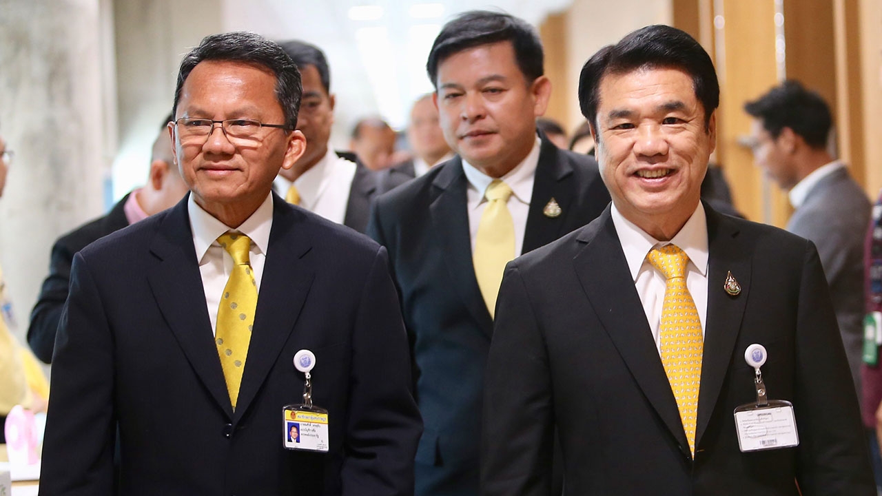 วิเคราะห์การเมือง : กลุ่มก๊วนรอแผลงฤทธิ์