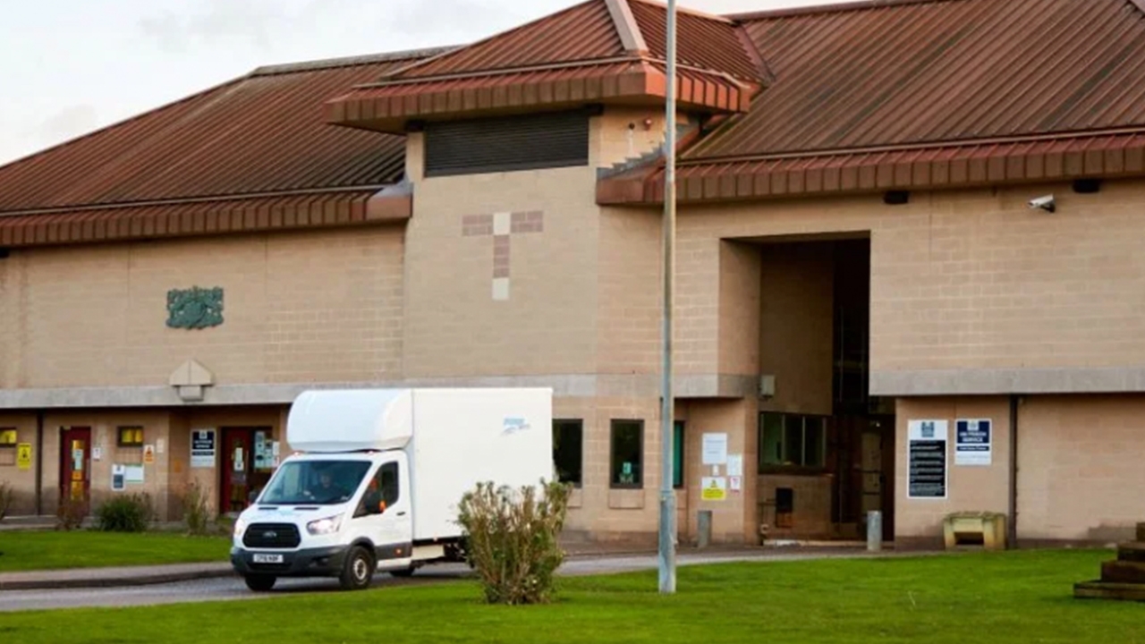 ช็อก นักโทษอังกฤษเพิ่งส่งตัวกลับจากไทย ล้มฟุบคาคุก สงสัยติดไวรัสโคโรนา