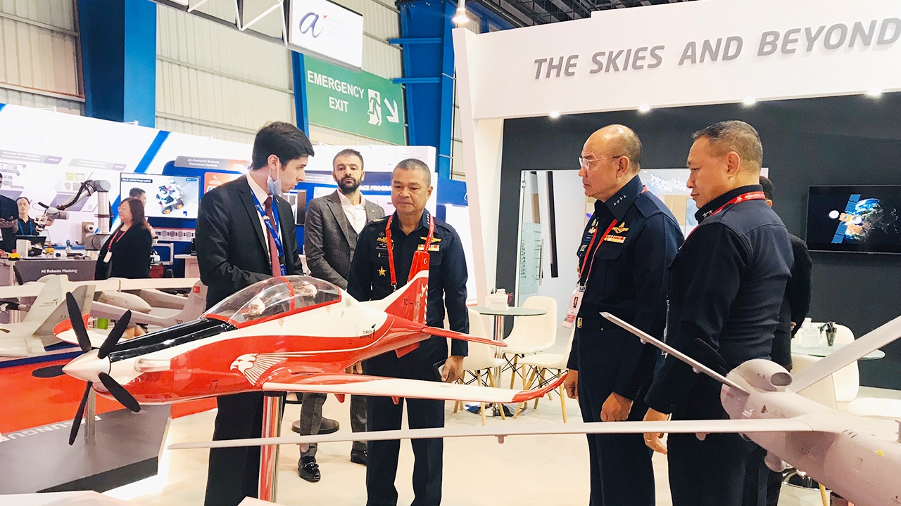 ผบ.ทอ. ส่ง F-5TH อากาศยานไร้คนขับ ร่วมงาน Singapore Airshow  2020